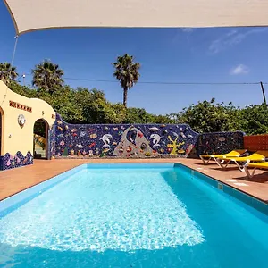 https://casa-federle.in-canary-islands.com